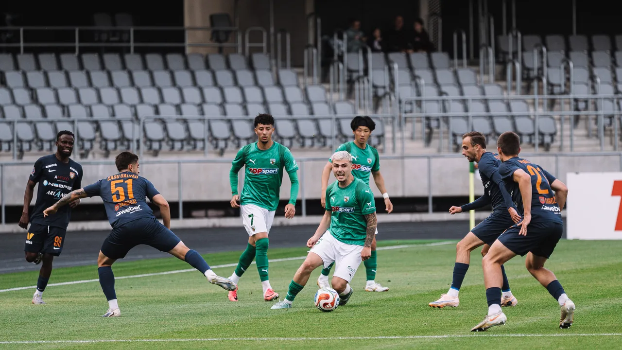 Mažumoje likęs FK „Kauno Žalgiris“ nusileido „Bangai“