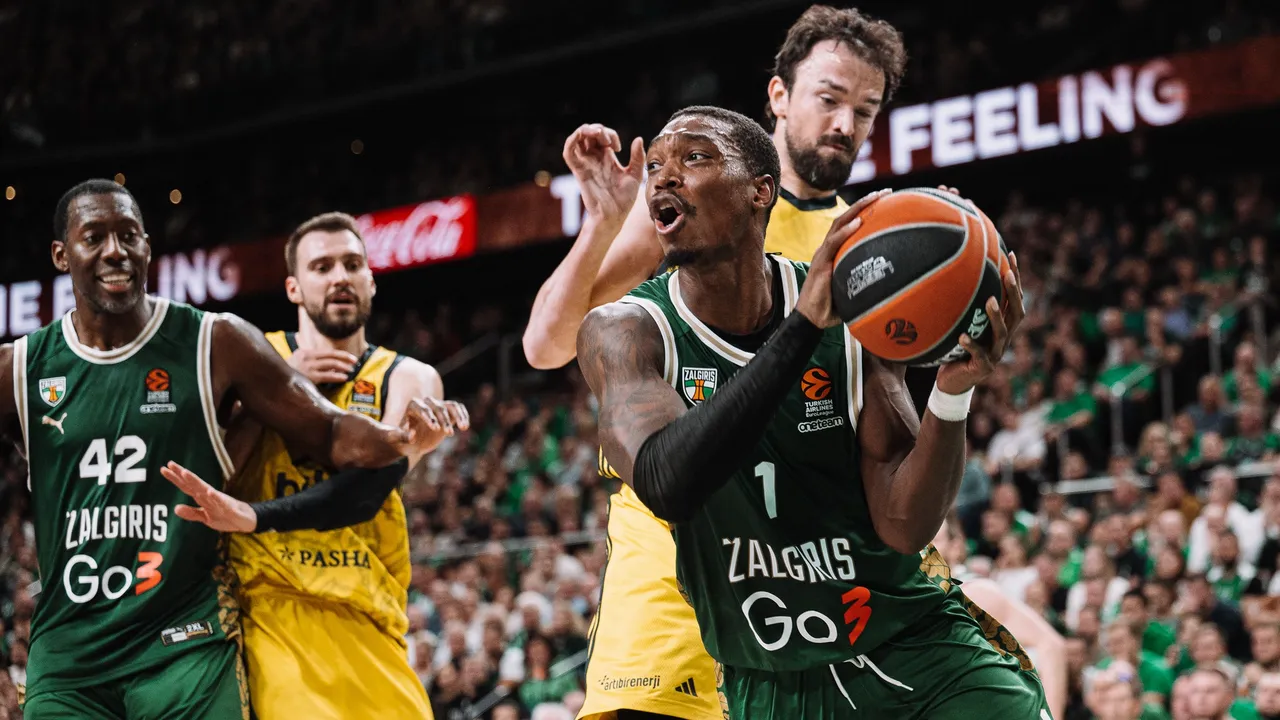 Iki paskutinės akimirkos kovoję žalgiriečiai nusileido „Fenerbahce“