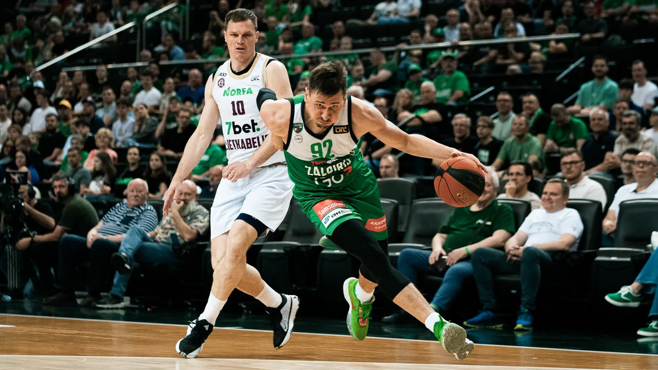 „Žalgiris“ pusfinalio seriją pradėjo įtikinama pergale