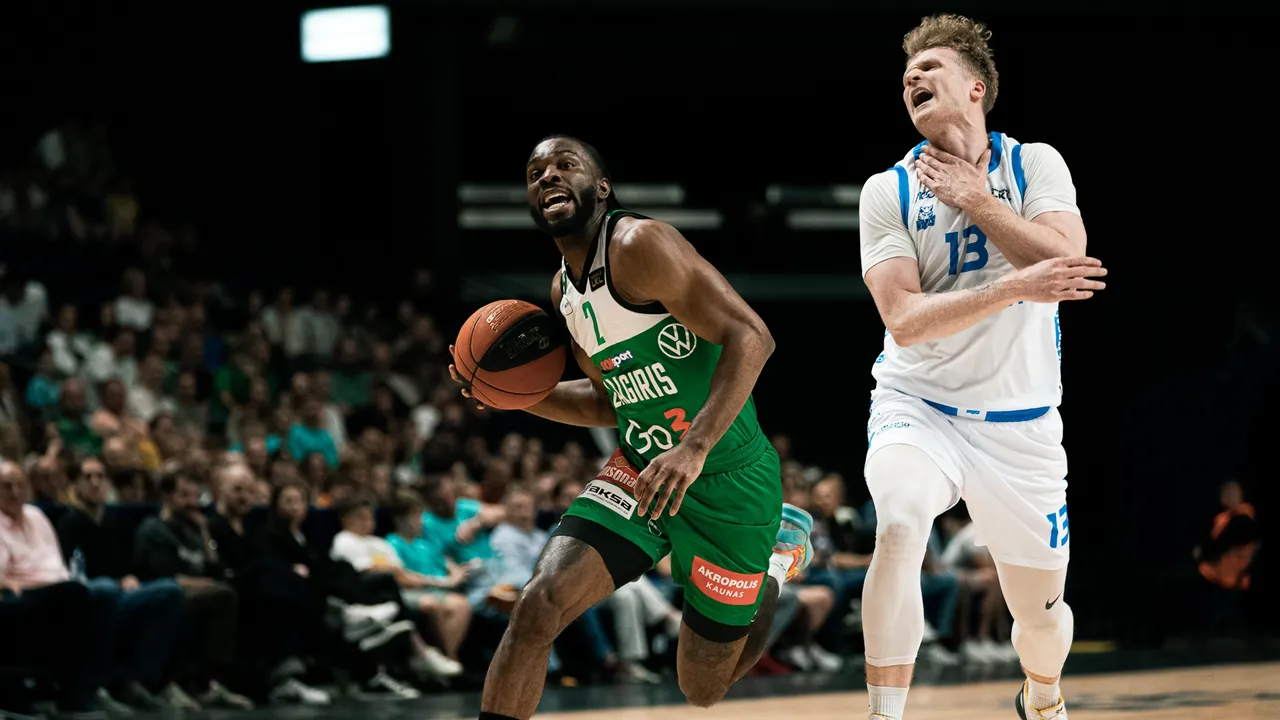 Dviženklį skirtumą panaikinęs „Žalgiris“ pralaimėjo „Wolves Twinsbet“
