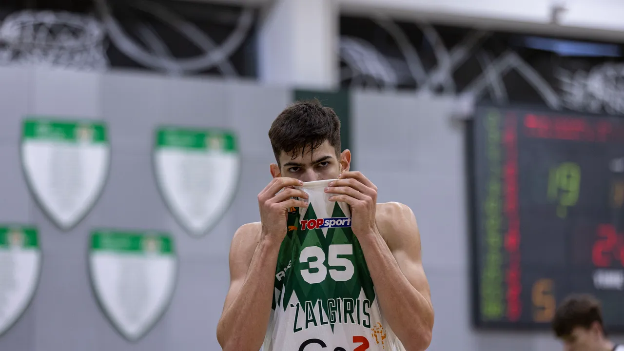 Ketvirtajame kėlinyje palūžę „Žalgiris-2“ krepšininkai suklupo Kėdainiuose