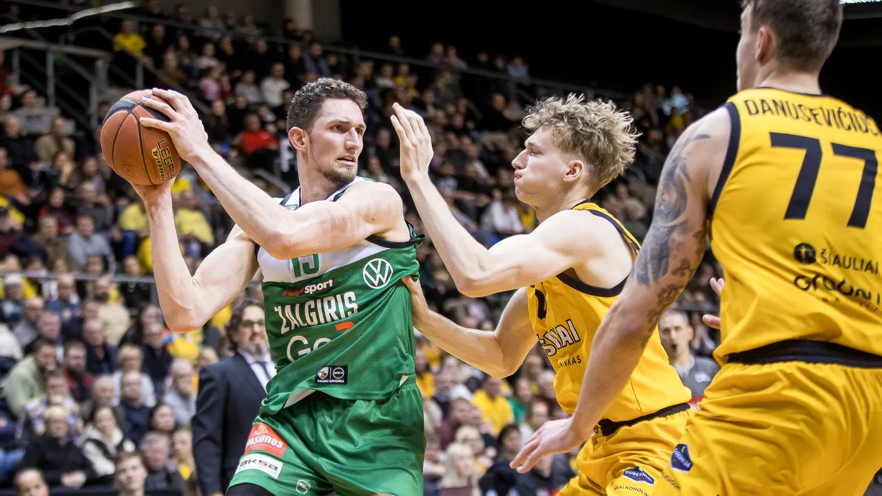 „Žalgiris“ savaitę užbaigė laimėdamas Šiauliuose