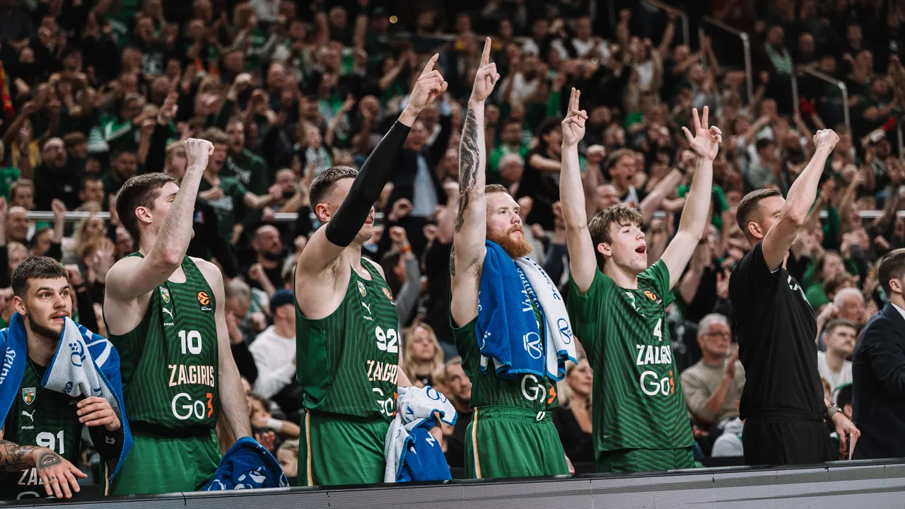 Visas rungtynes pirmavęs „Žalgiris“ įveikė „Virtus“ pasipriešinimą